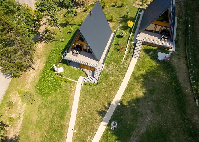 Gorska Bajka - Tisa, Planinska Kuca Za Odmor I Wellness Stara Susica