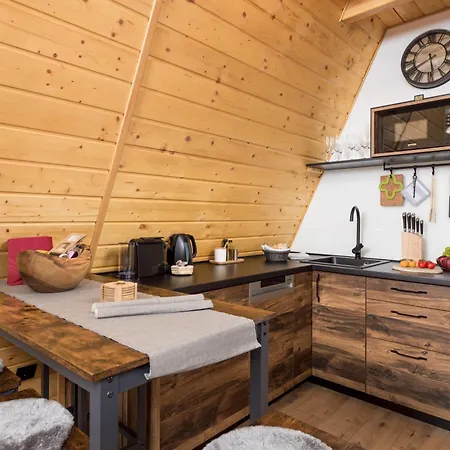 Gorska Bajka - Tisa, Planinska Kuca Za Odmor I Wellness *